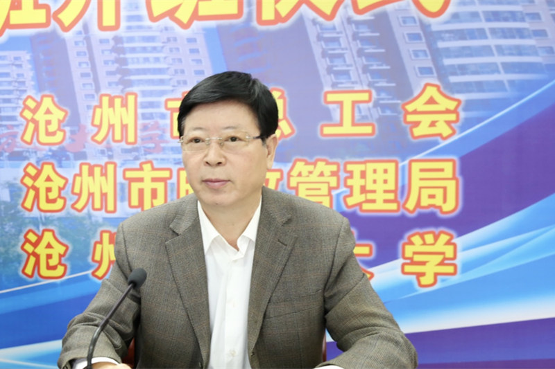 101404.jpg 101404.jpg